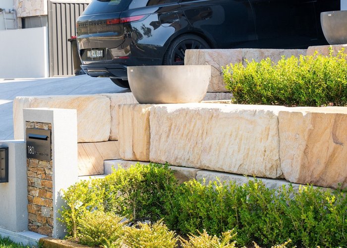 Sandstone retaining wall project